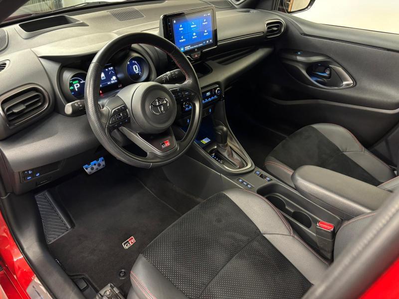 Toyota Yaris 1.5 Hybrid e-CVT GR Sport - photo 6