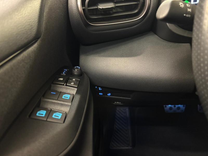 Toyota Yaris 1.5 Hybrid e-CVT GR Sport - photo 17