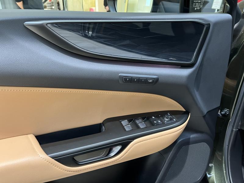 Lexus NX 450h+ 2.5 PHEV - photo 19