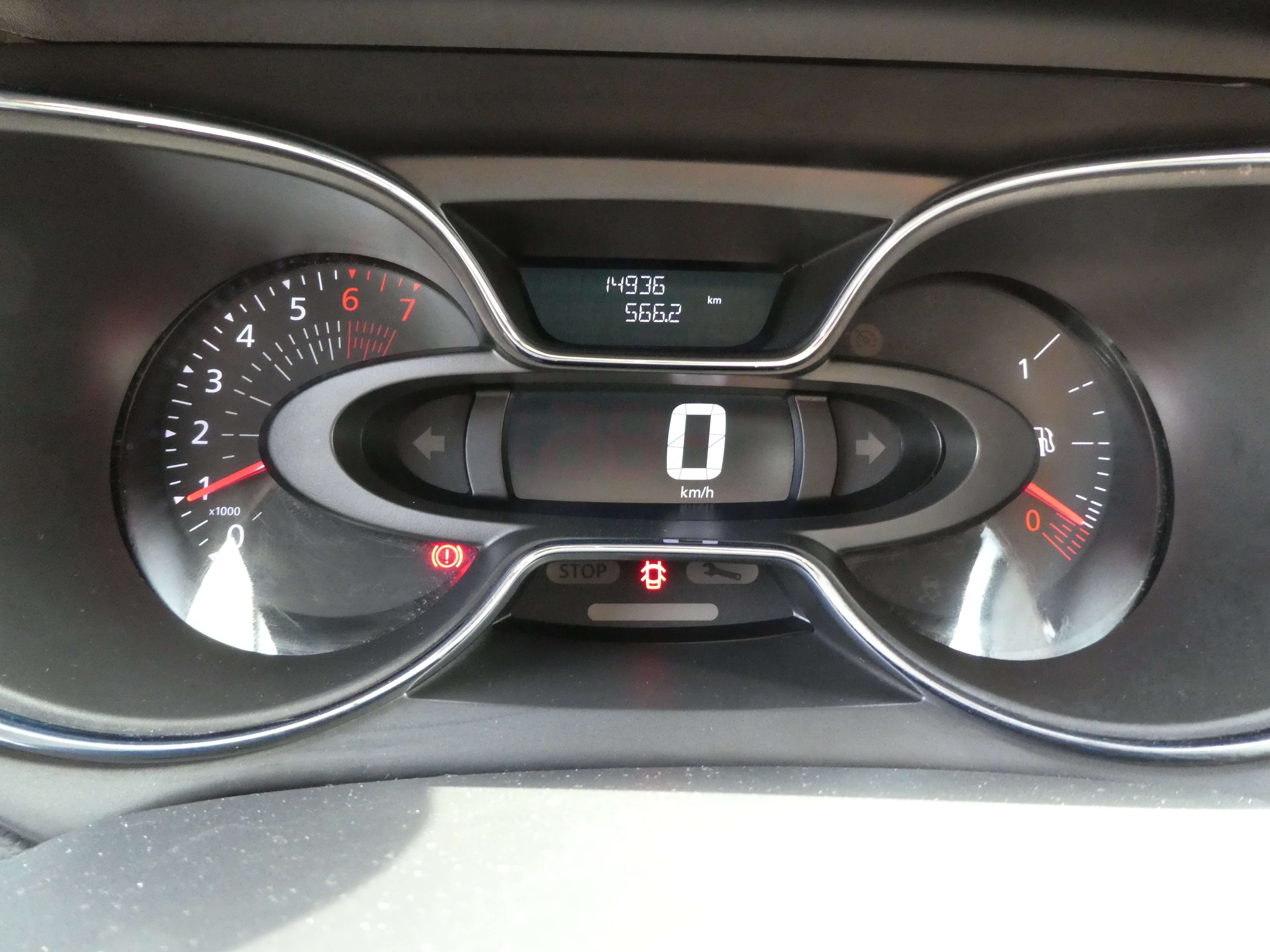 Renault Captur 0.9 TCE - Eurekar - photo 7
