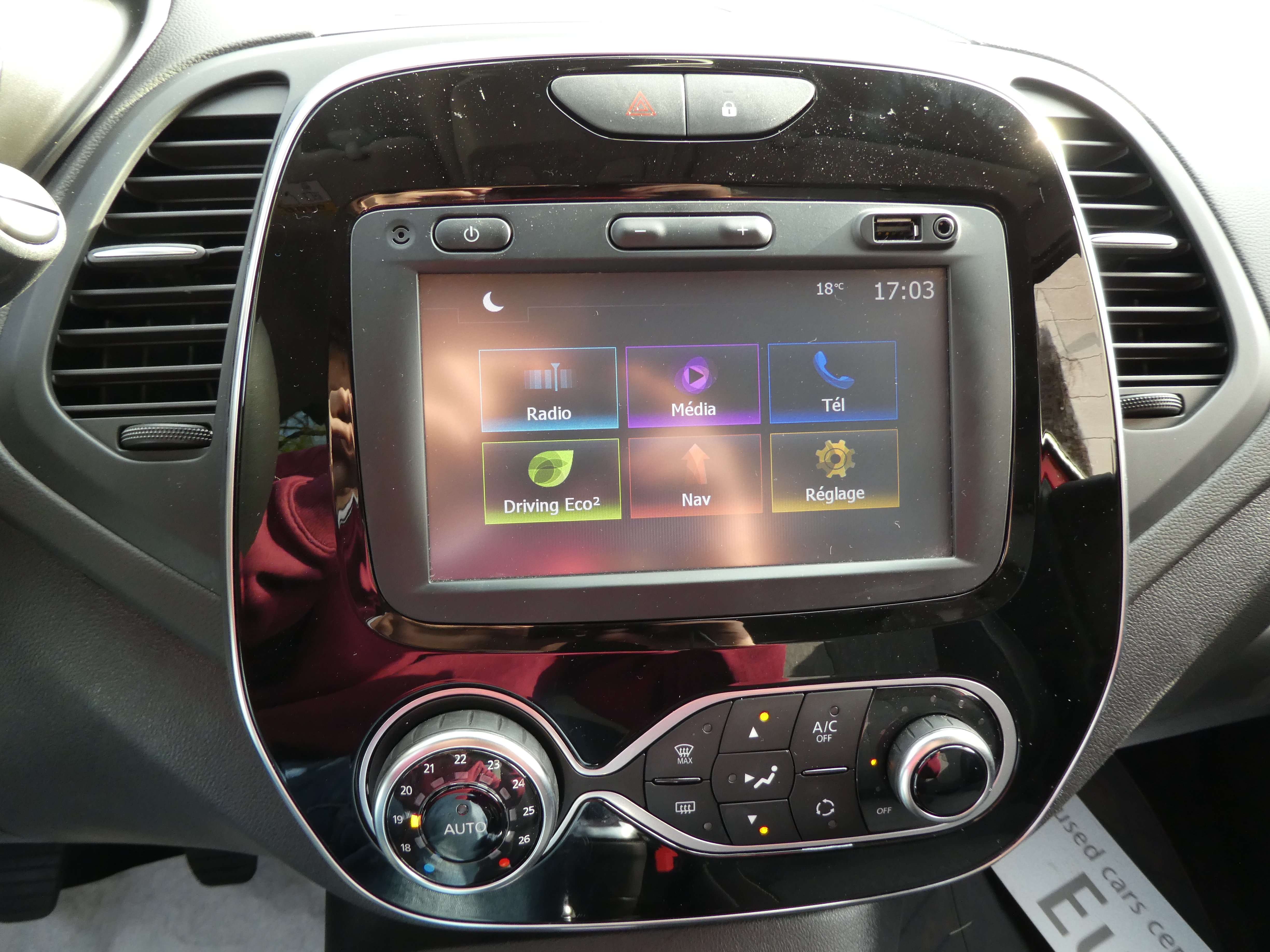 Renault Captur 0.9 TCE - Eurekar - photo 21