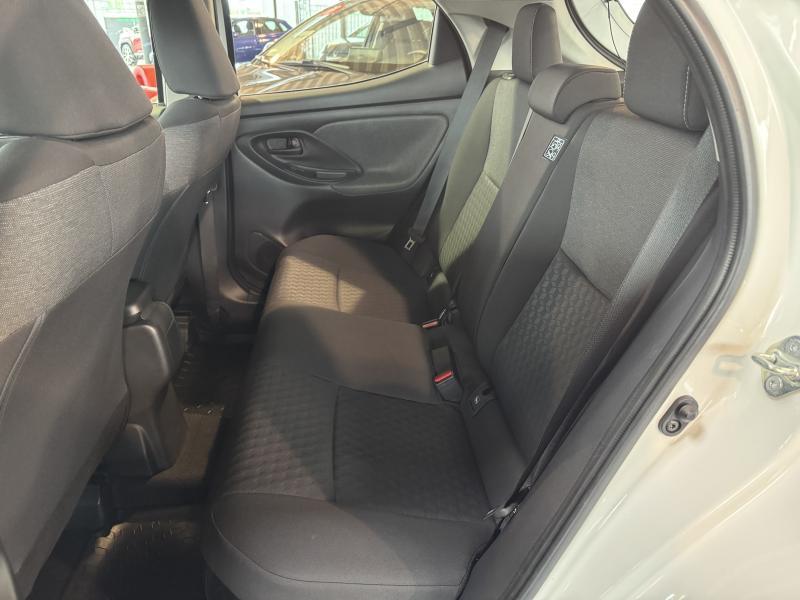 Toyota Yaris 1.5 Hybrid ICONIC - photo 8