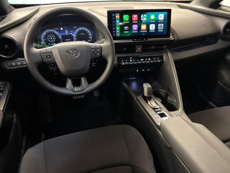 Toyota C-HR 2.0 PHEV 223cv - photo 9