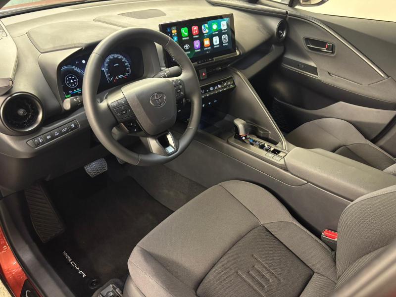 Toyota C-HR 2.0 PHEV 223cv - photo 6