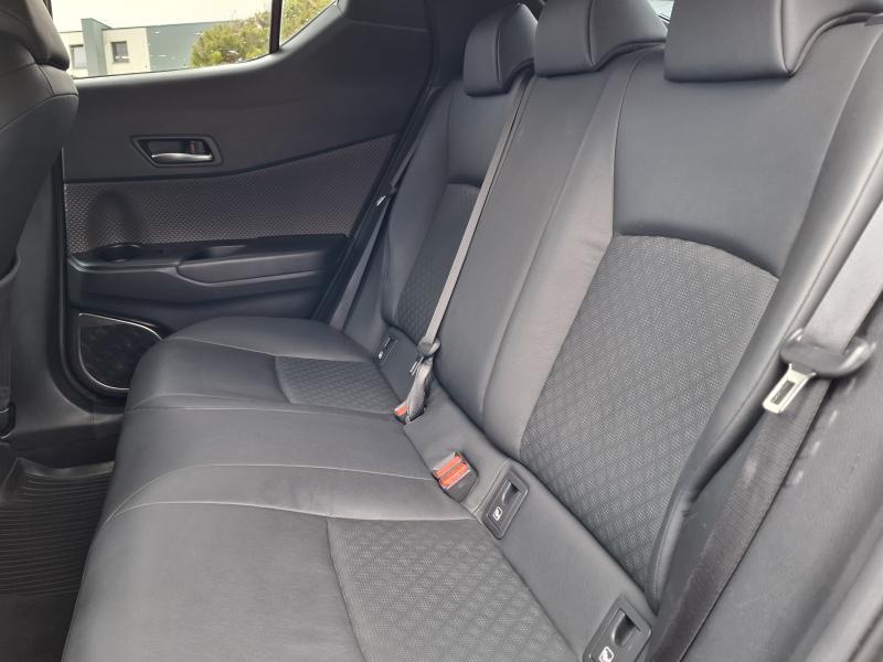 Toyota C-HR 2.0 Hybrid - photo 13