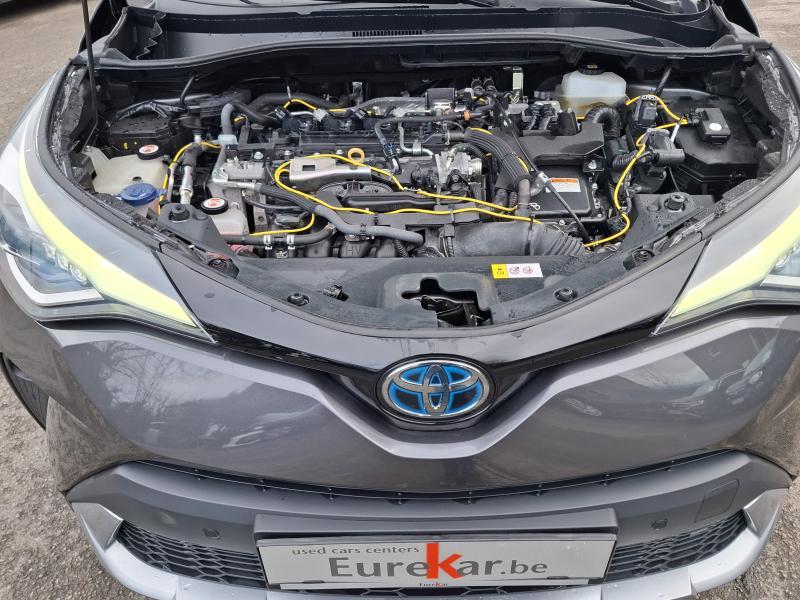 Toyota C-HR 2.0 Hybrid - photo 16