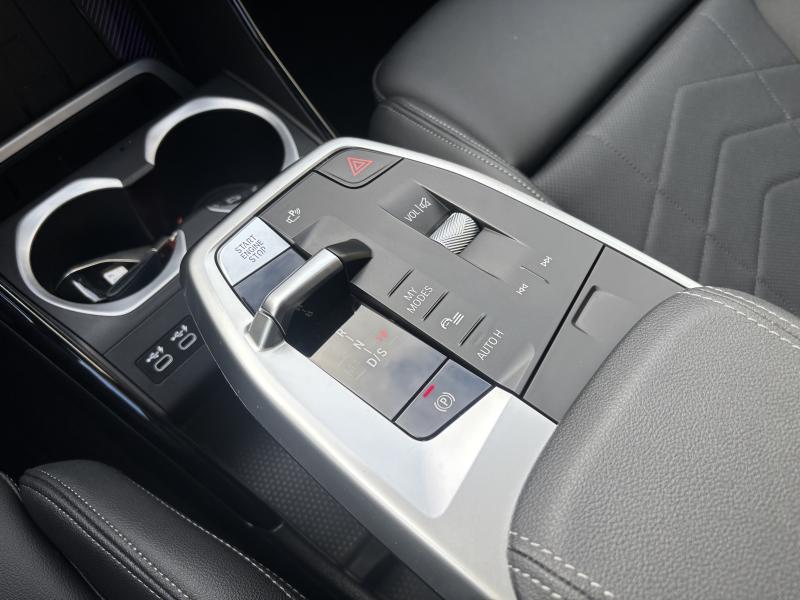 BMW Serie X X1 1.5 sDrive 18i Pack M - photo 8