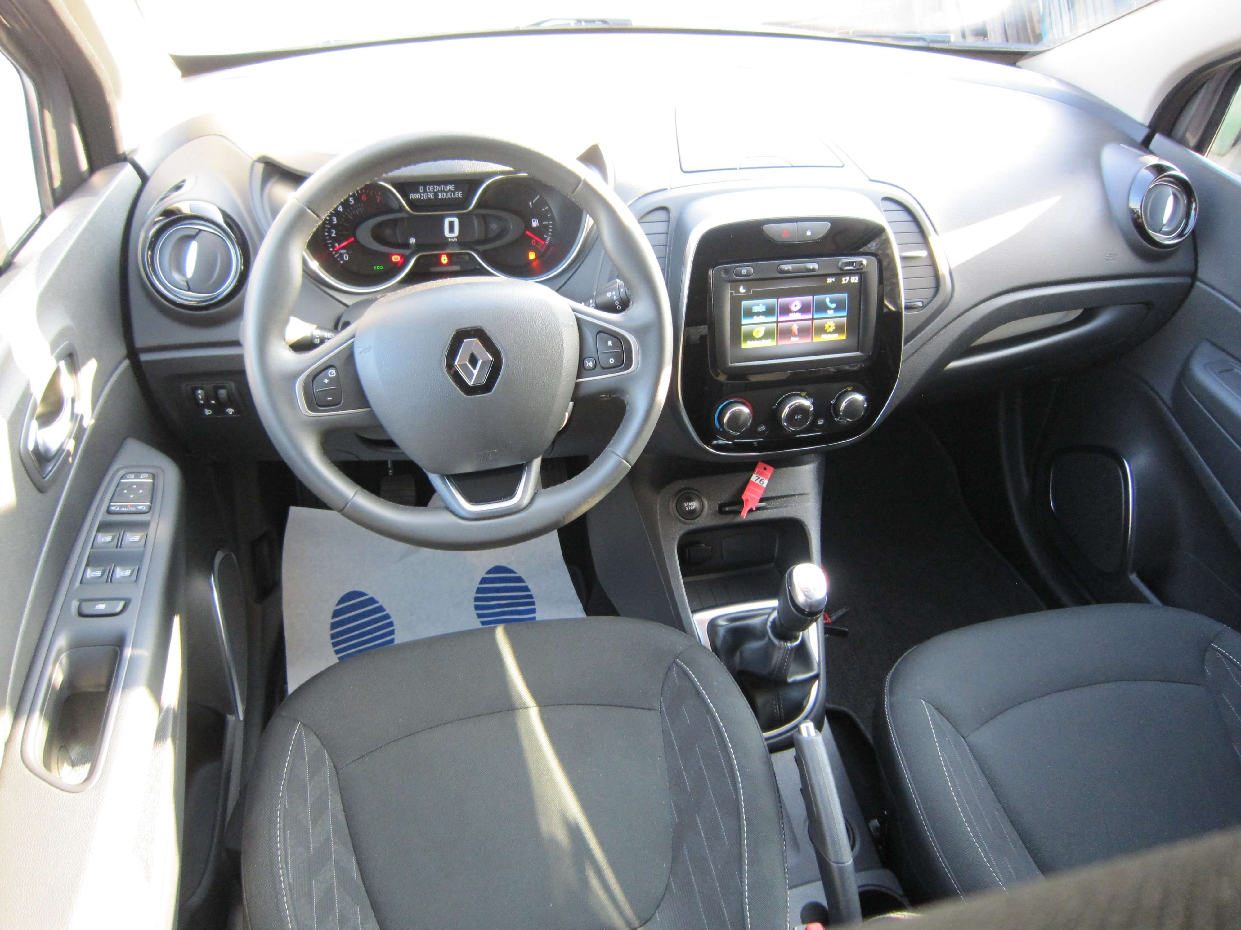 Renault Captur 0.9 TCE - Eurekar - photo 9