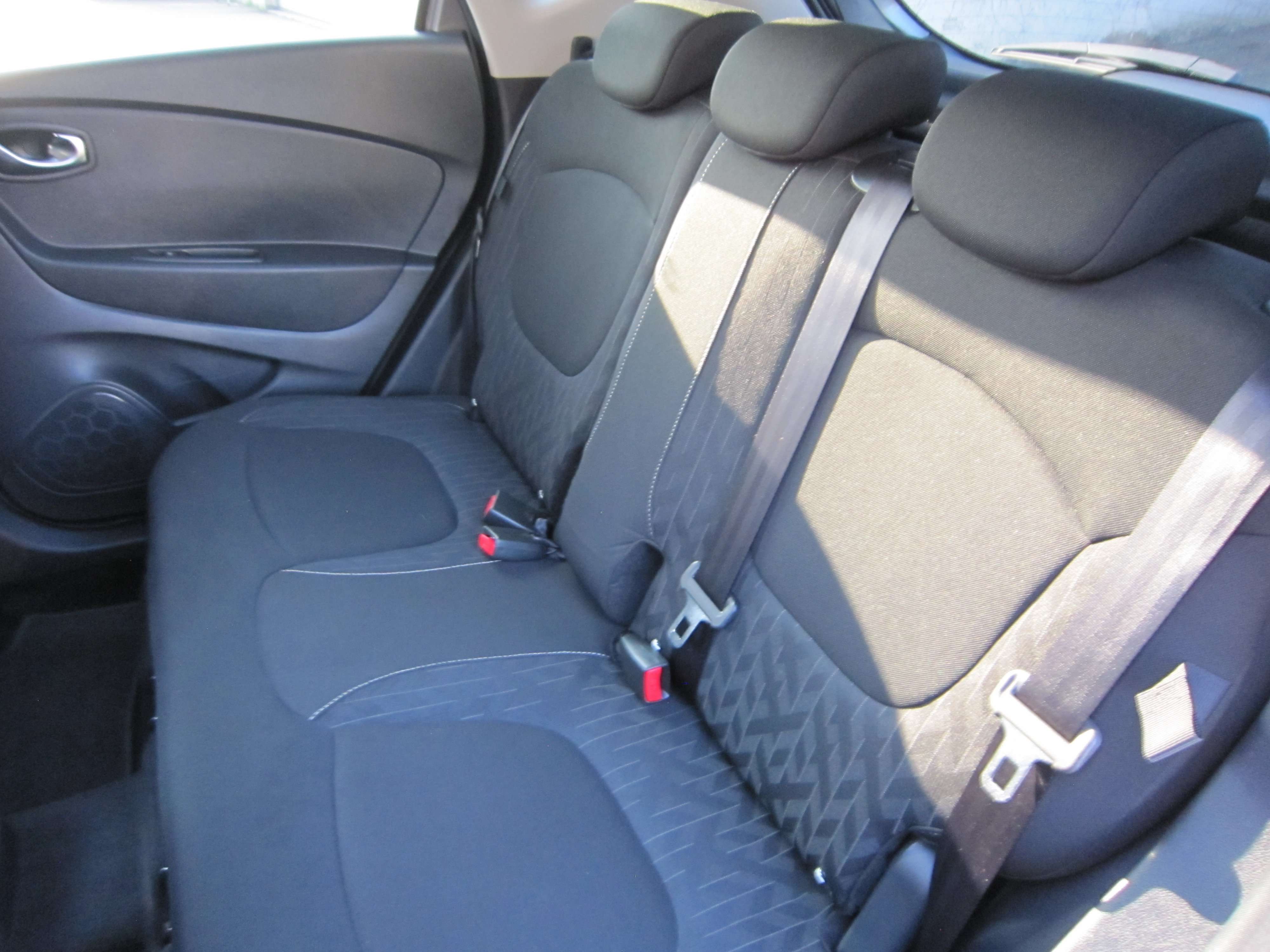 Renault Captur 0.9 TCE - Eurekar - photo 11