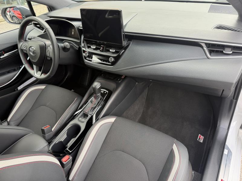 Toyota Corolla TS 1.8 Hybrid CVT Gr Sport - photo 16