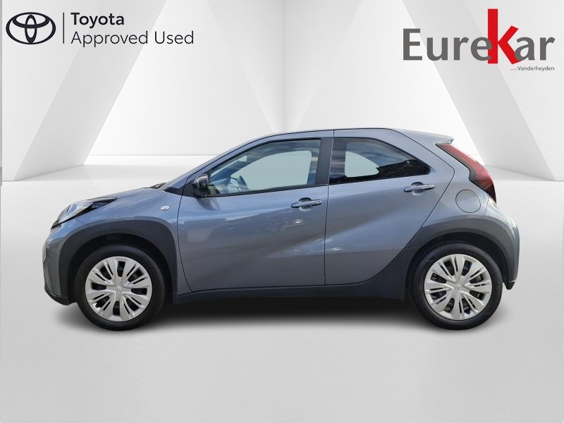 Toyota Aygo X 1.0 VVT-I X-PLAY CVT - photo 4