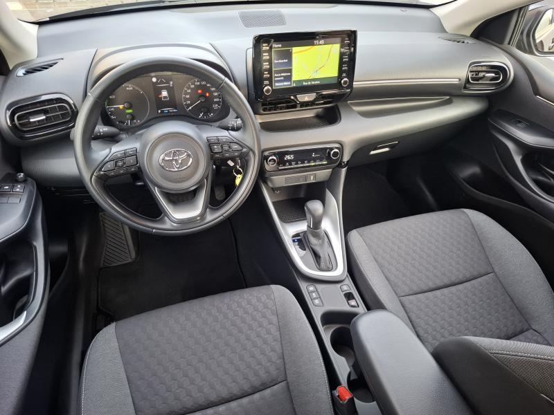 Toyota Yaris 1.5 HYBRID DYNAMIC CVT - photo 16