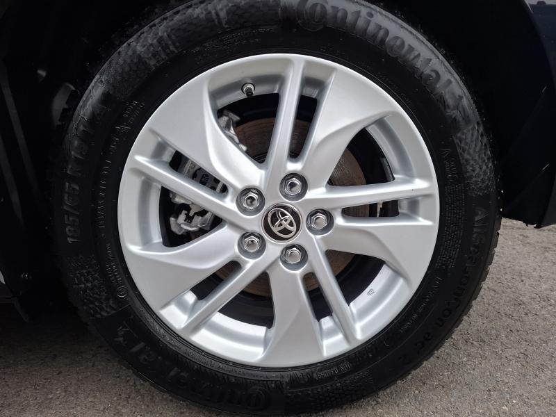 Toyota Yaris 1.5 HYBRID DYNAMIC CVT - photo 18