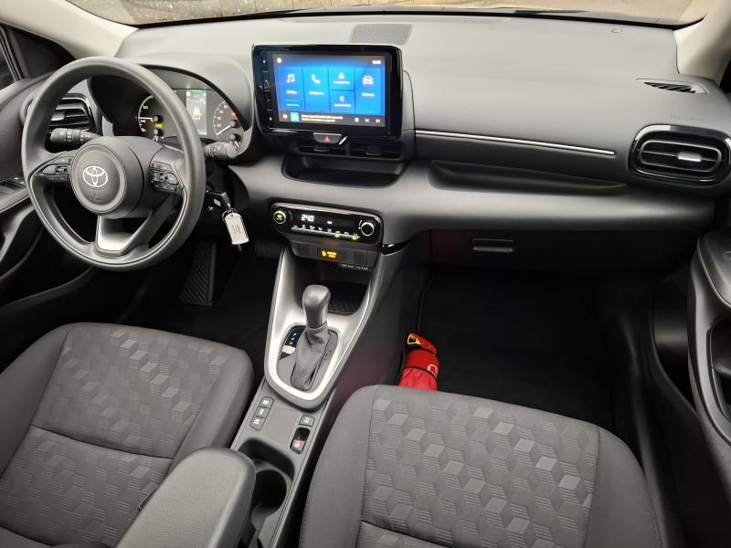 Toyota Yaris 1.5 HYBRID DYNAMIC CVT - photo 15
