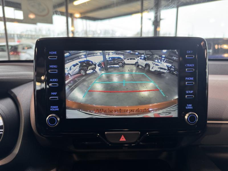 Toyota Yaris 1.5 Hybrid - photo 12