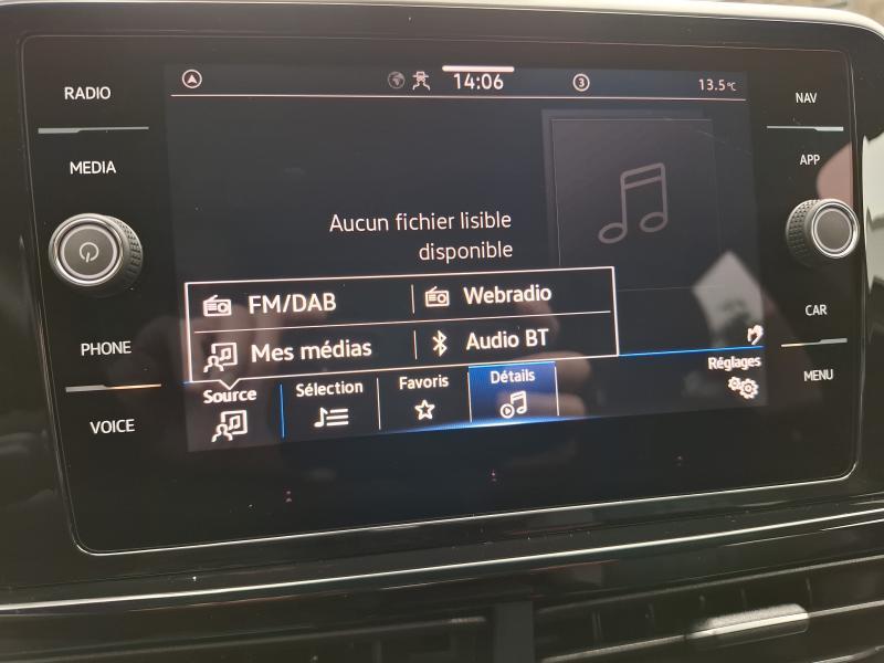 Volkswagen T-Roc 1.5 TSI R-LINE DSG - photo 15