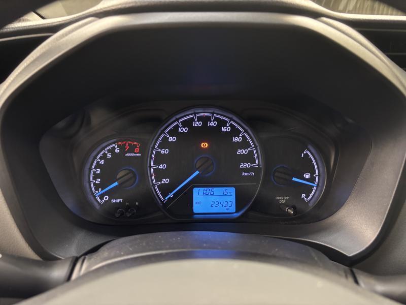 Toyota Yaris 1.5 VVT-i Young - photo 11