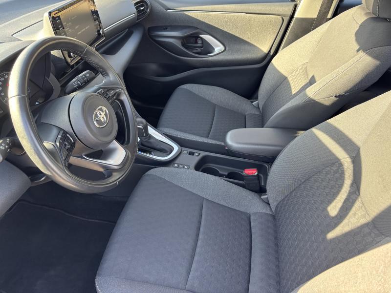 Toyota Yaris 1.5 HYBRID DYNAMIC CVT - photo 13