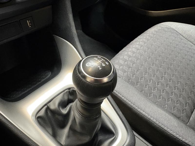 Toyota Yaris 1.5 VVT-IE DYNAMIC - photo 8