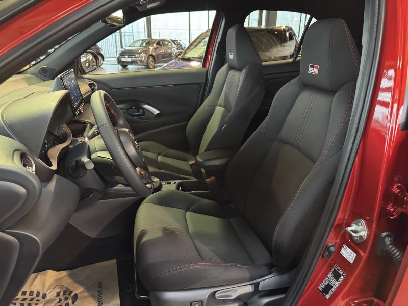 Toyota Yaris Cross 1.5 Hybrid GR SPORT - photo 7