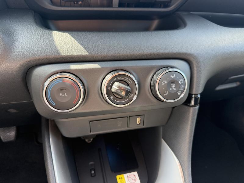 Toyota Yaris 1.5 TNGA Iconic - photo 12