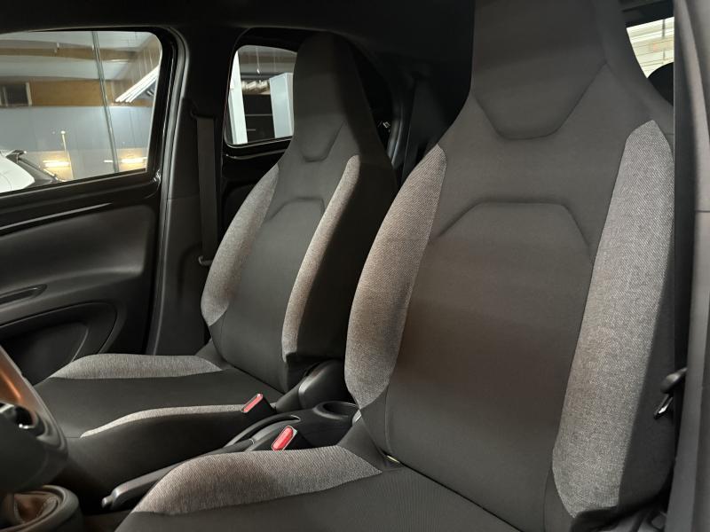 Toyota Aygo X 1.0 VVT-I X PLAY - photo 16