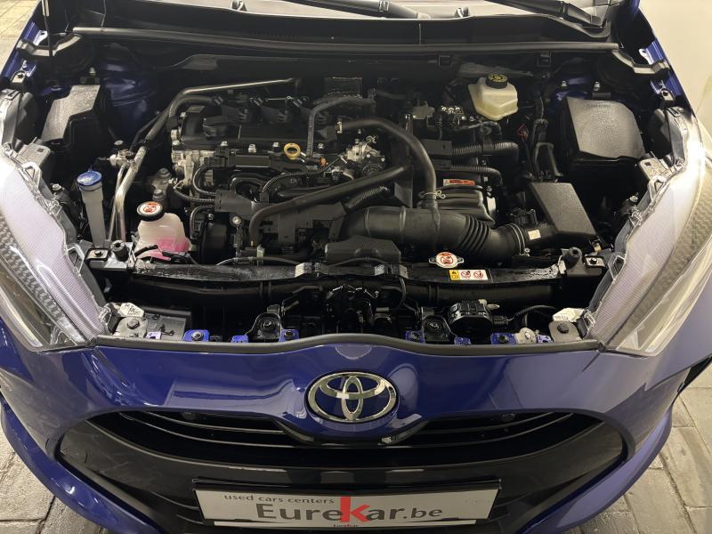 Toyota Yaris 1.5 Hybrid Iconic + Hi-Tech Pa - photo 17