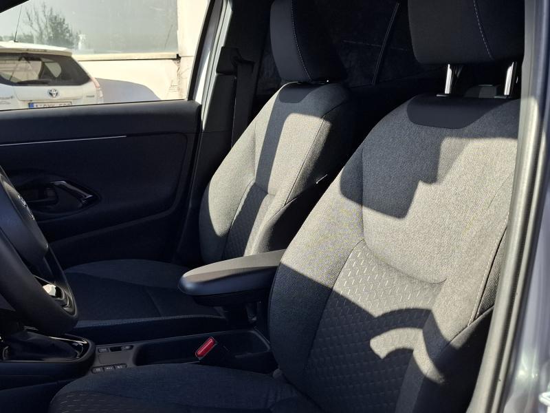 Toyota Yaris Cross 1.5 Hybrid - photo 12