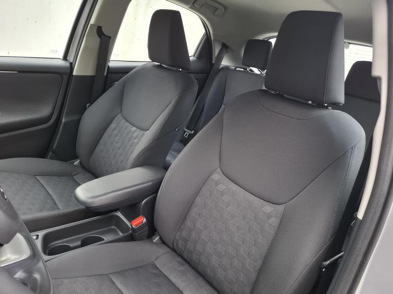 Toyota Yaris 1.5 HYBRID DYNAMIC - photo 12