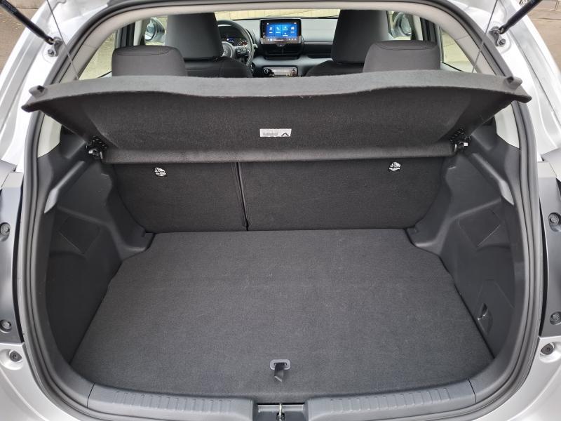 Toyota Yaris 1.5 HYBRID DYNAMIC - photo 16
