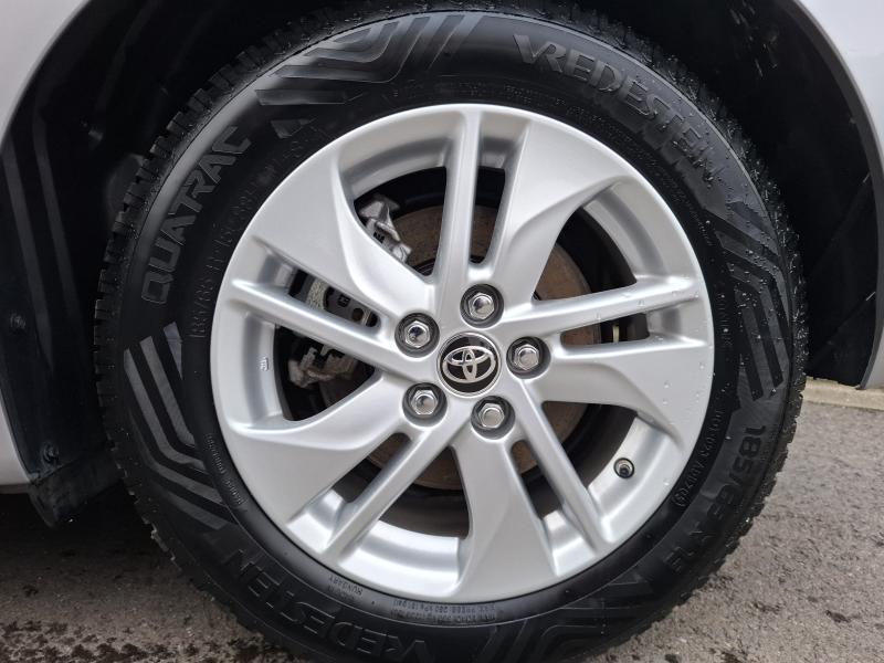 Toyota Yaris 1.5 HYBRID DYNAMIC - photo 18