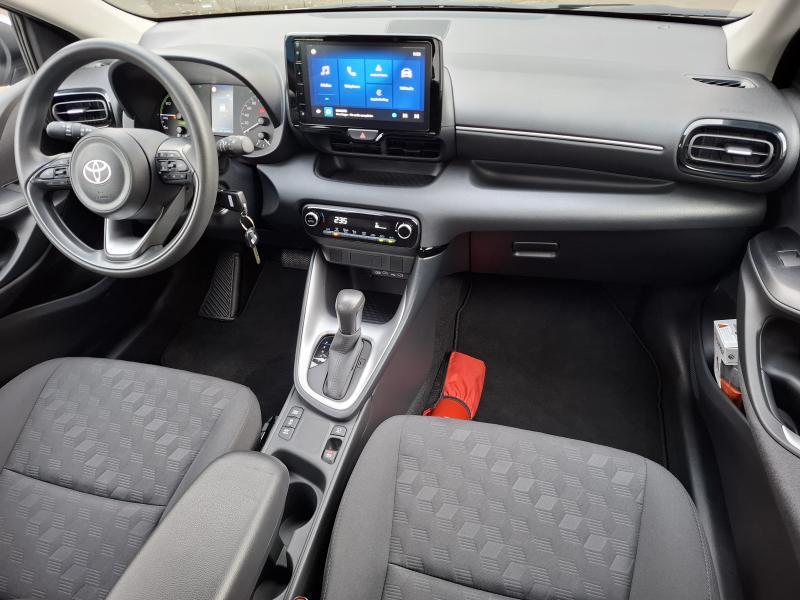 Toyota Yaris 1.5 HYBRID DYNAMIC - photo 15