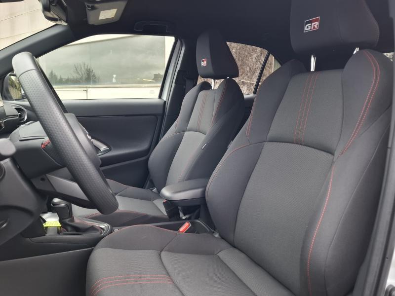 Toyota Yaris Cross 1.5 HYBRID GR SPORT - photo 15