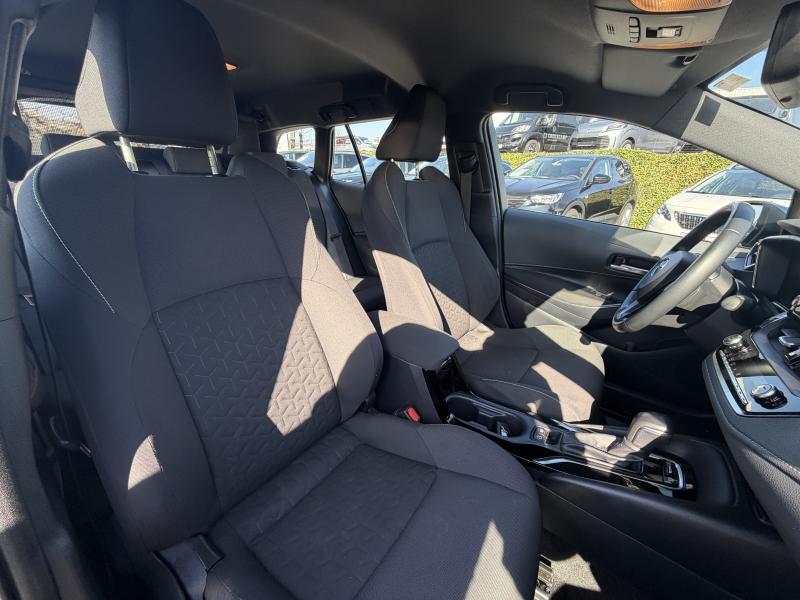 Toyota Corolla TS 1.8 Hybrid Dynamic - photo 8