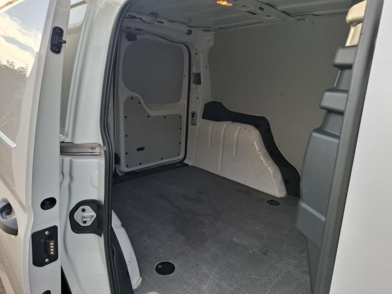 Volkswagen Caddy 2.0 TDI FOURGON - photo 17