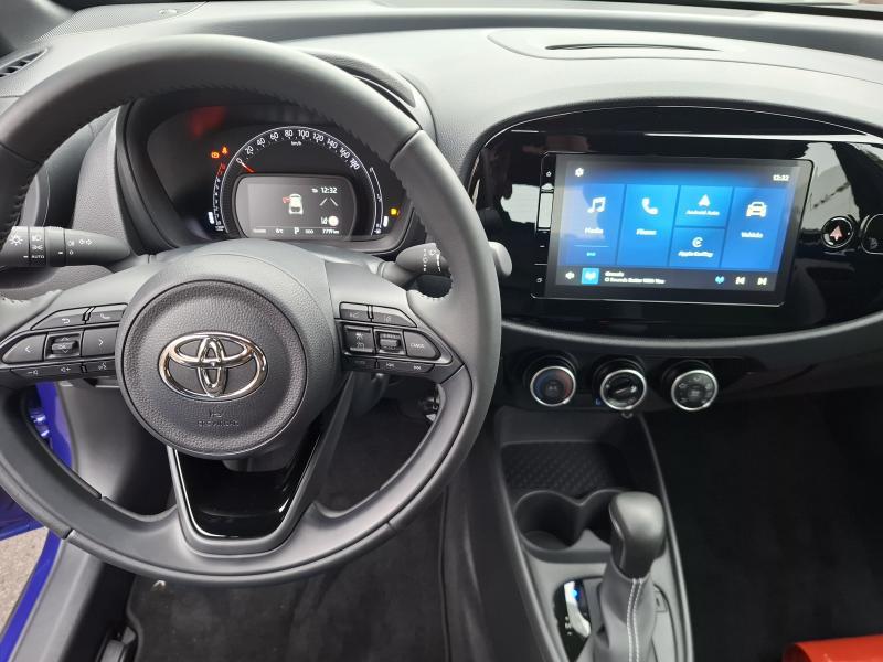 Toyota Aygo X 1.0 VVT-I X PLAY CVT - photo 6
