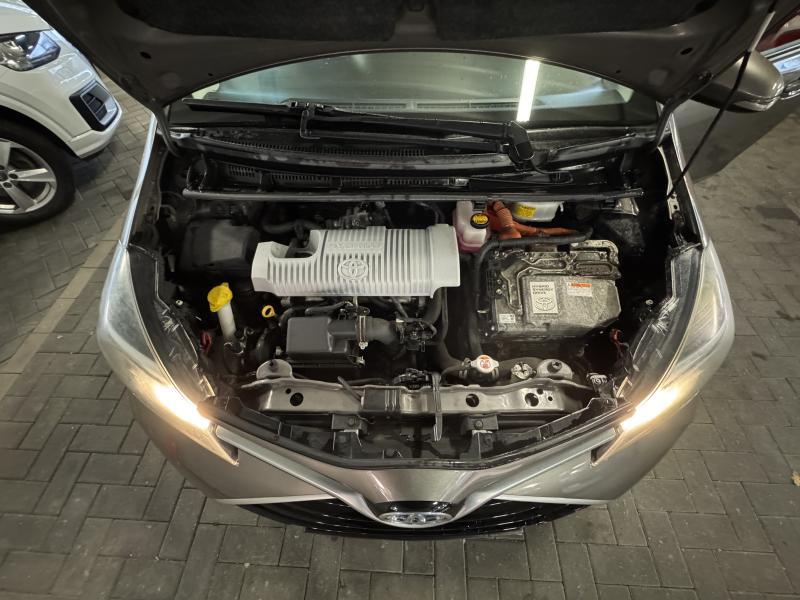 Toyota Yaris 1.5 Hybrid Comfort - photo 18