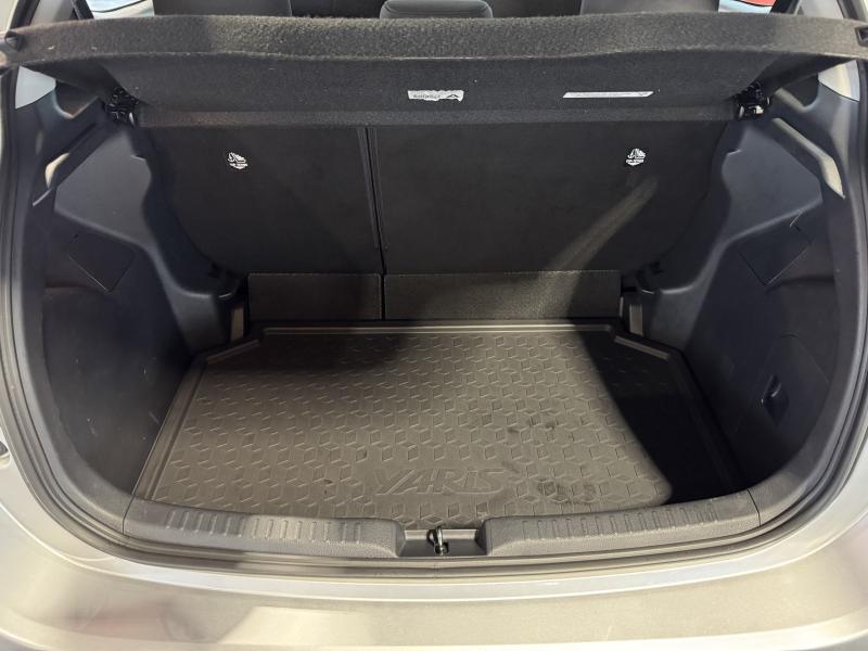 Toyota Yaris 1.5 HYBRID ICONIC - photo 7