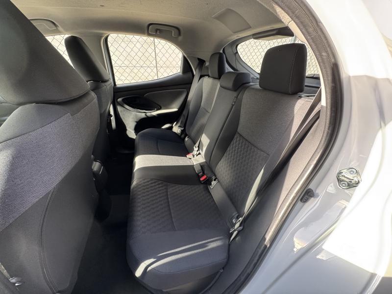 Toyota Yaris 1.5 HYBRID ICONIC - photo 8