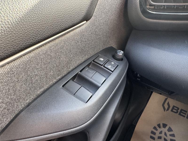 Toyota Yaris 1.5 HYBRID ICONIC - photo 16