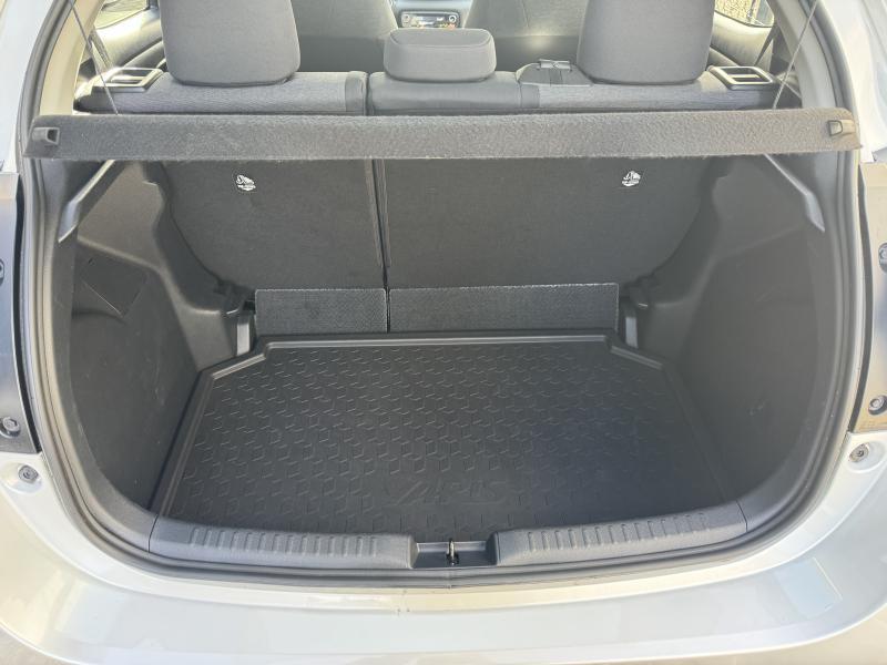 Toyota Yaris 1.5 HYBRID ICONIC - photo 17