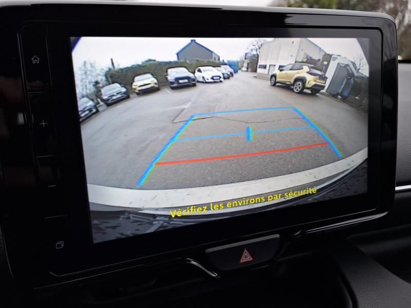 Toyota Yaris 1.5 HYBRID DYNAMIC - photo 10