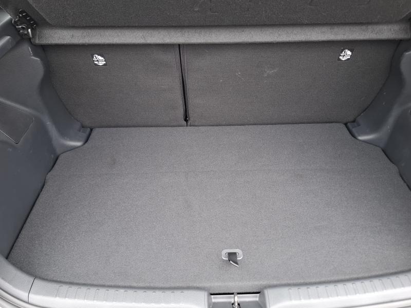 Toyota Yaris 1.5 HYBRID DYNAMIC - photo 15