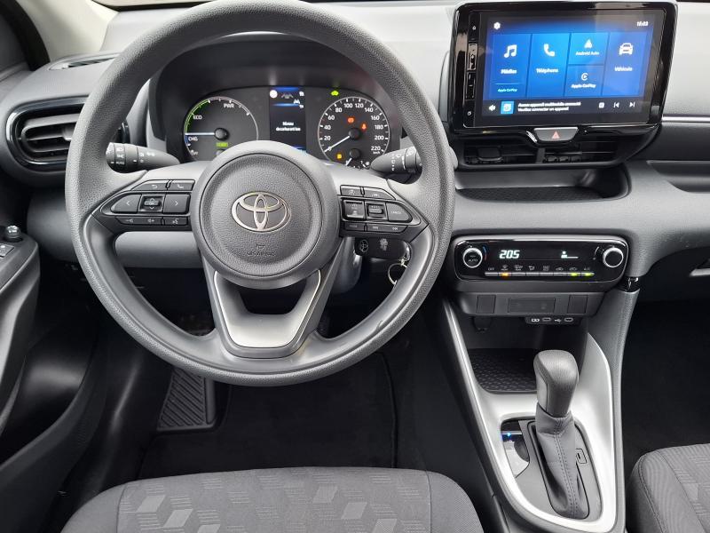 Toyota Yaris 1.5 HYBRID DYNAMIC - photo 12
