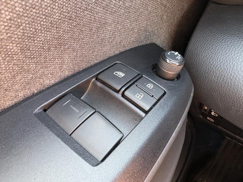 Toyota Yaris 1.5 VVT-I DYNAMIC - photo 17