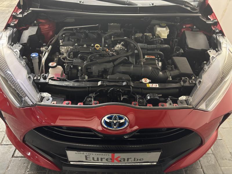 Toyota Yaris 1.5 Hybrid ICONIC - photo 17