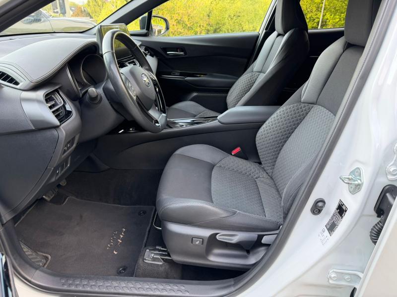 Toyota C-HR 1.8 Hybrid CVT C-LUB - photo 12