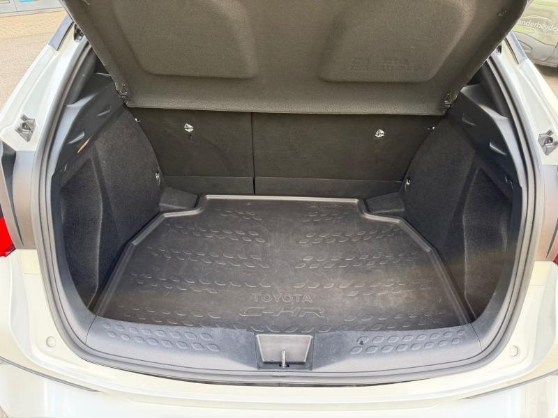 Toyota C-HR 1.8 Hybrid CVT C-LUB - photo 16