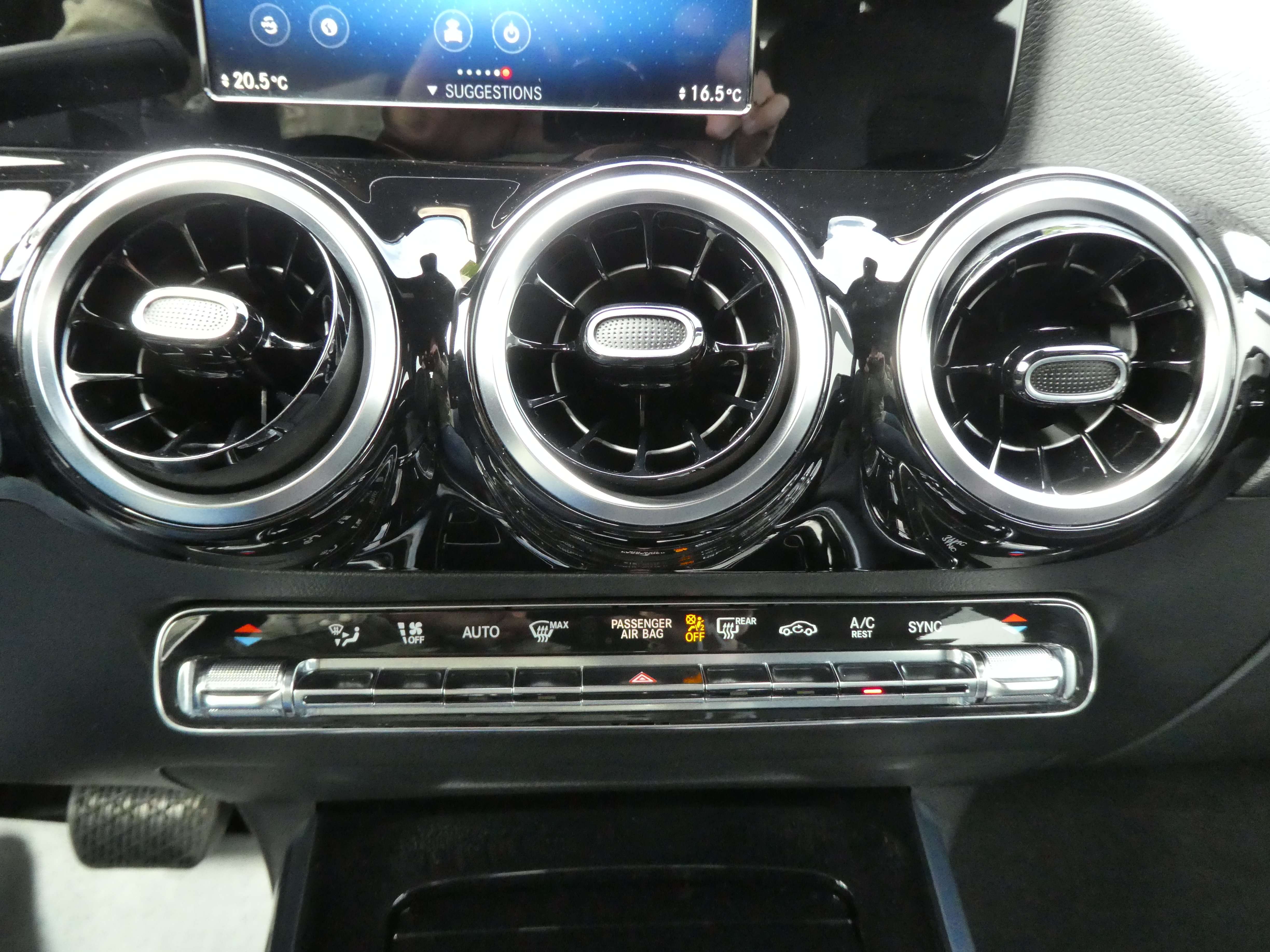 Mercedes-Benz B 180 1.5 D - Eurekar - photo 34