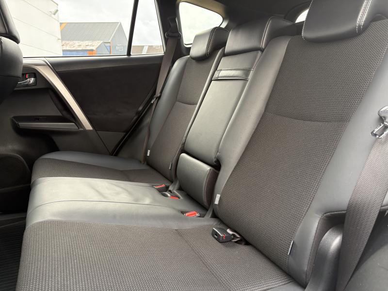 Toyota RAV-4 2.5 HYBRID BLACK EDITION - photo 15